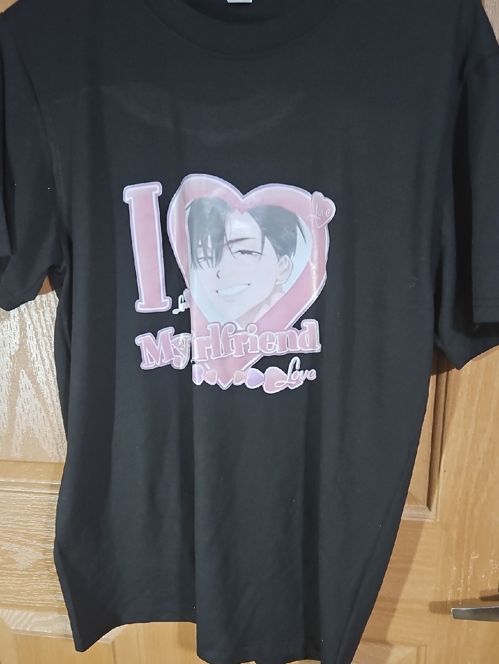 Kids Black Graphic Tee with Pink Heart Anime Design